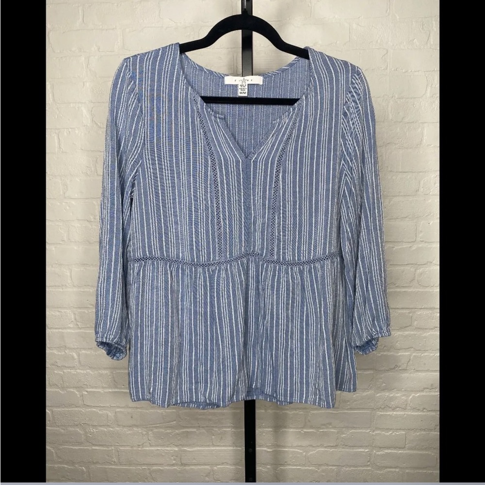 Fever long sleeve blouse size Medium